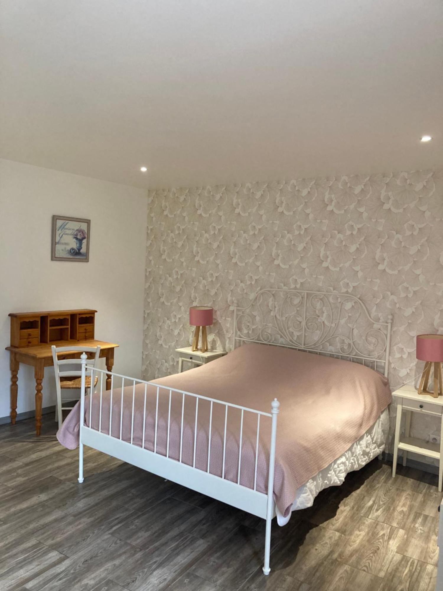 L'Oreade Amfreville-sur-Iton ภายนอก รูปภาพ