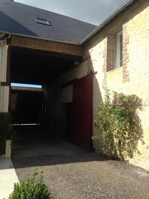 L'Oreade Amfreville-sur-Iton ภายนอก รูปภาพ